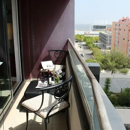 Apartment Nobel In Park Of Nations Lisbon